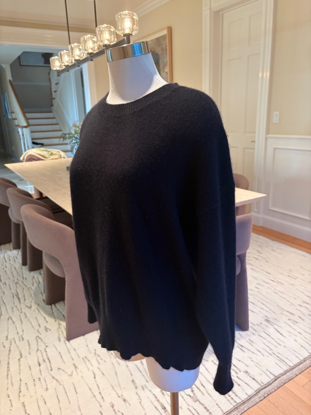 Aritzia - Babaton Cashmere Sweater - Picture 6 of 13